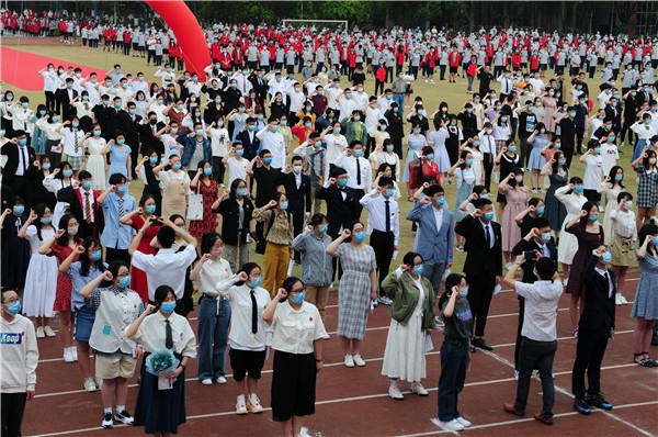 德外學(xué)子成人禮：今天起，我把責(zé)任扛在肩上