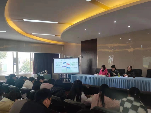 繼光實驗學(xué)校召開正、副主任工作會議.jpg